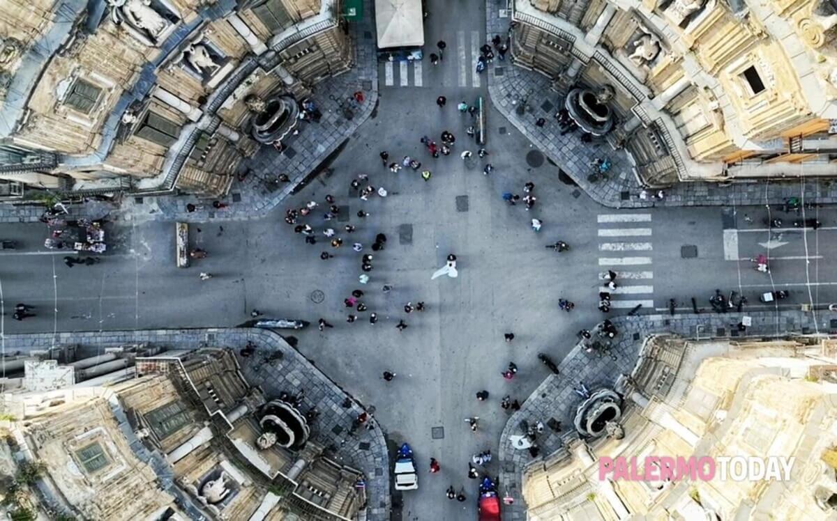 315 Via Roma Rooms Centro Palermo Dış mekan fotoğraf